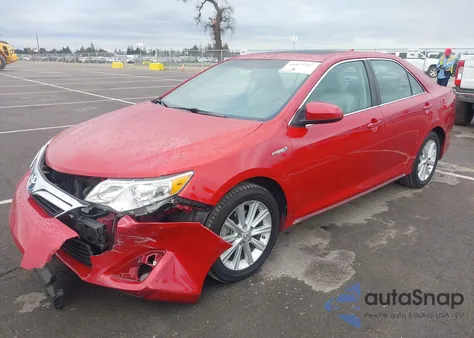 2013 Toyota Camry Hybrid Xle z USA, uszkodzony, nr VIN 4T1BD1FK8DU090956